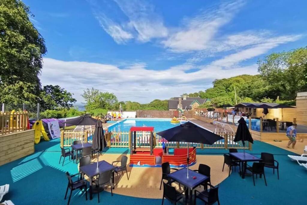Glade Lodge- North Devon Coast, Bideford Bay Caravan Park المظهر الخارجي الصورة
