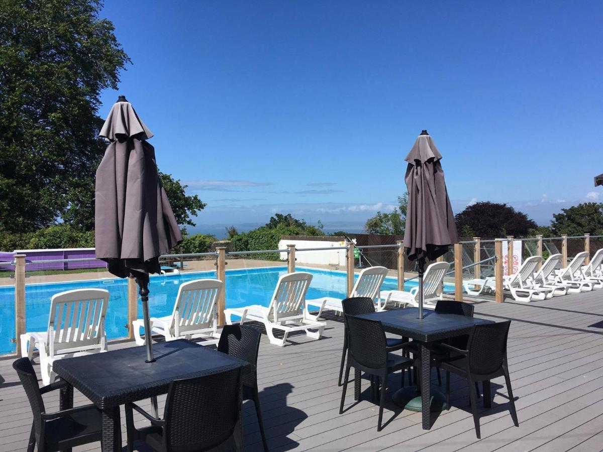 Glade Lodge- North Devon Coast, Bideford Bay Caravan Park المظهر الخارجي الصورة