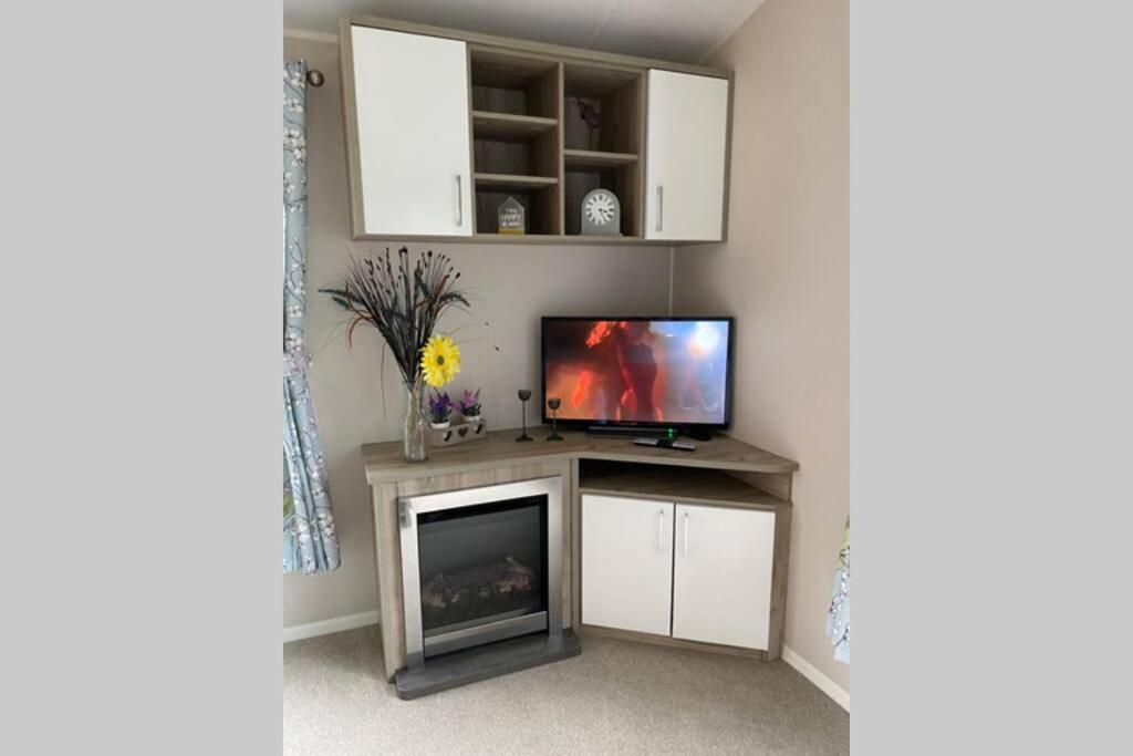 Glade Lodge- North Devon Coast, Bideford Bay Caravan Park المظهر الخارجي الصورة